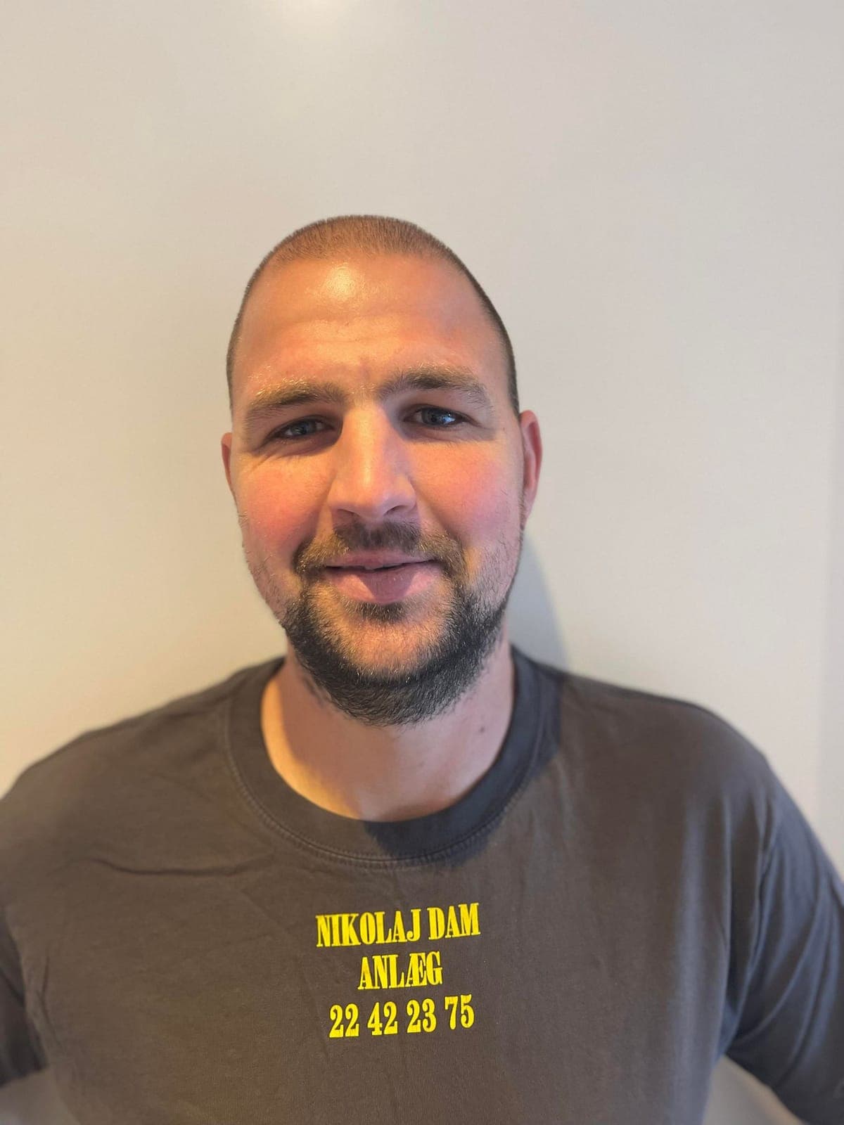 Nikolaj Bech Dam — grundlægger af Nikolaj Dam Anlæg